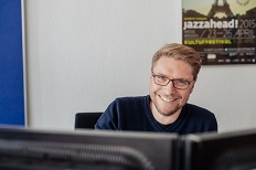 Kai Wehmeier am Arbeitsplatz