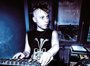 Spoke feat. Sorah, Alice Dee, Caxxianne + Lena Stoehrfaktor + DJ: Yaso Spoke feat. Sorah, Alice Dee, Caxxianne + Lena Stoehrfaktor + DJ: Yaso