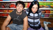 BETWEEN FRIENDS – WOW! TOUR