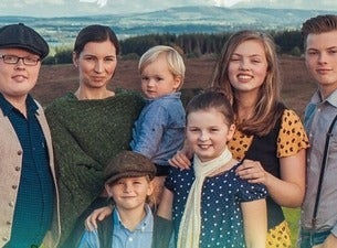 Angelo Kelly & Family
